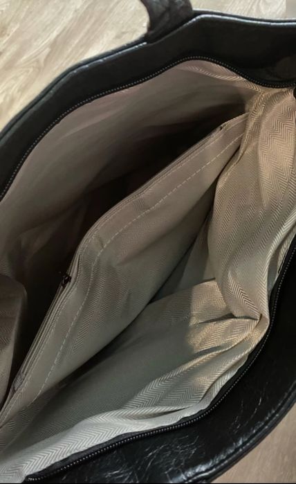 Продам сумку в очень хорошем состоянии