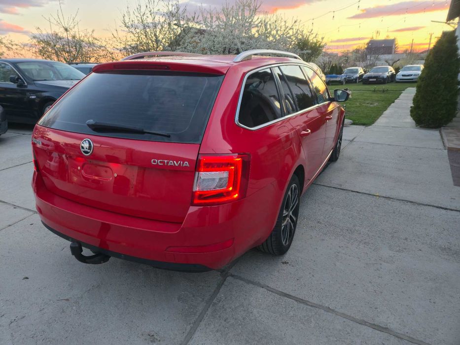 Skoda octavia 3 Corrida Red 2.0 150 cp DSG 2015 237.000 km