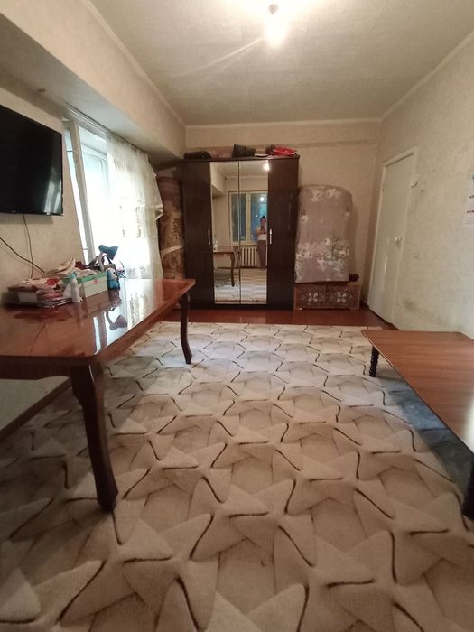 Продаётся 1в2/2/4 кирпич Юнусабад 4 Шифонур клиника