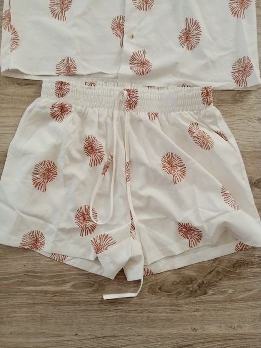 Дамски летен комплект и Кожен къс панталон