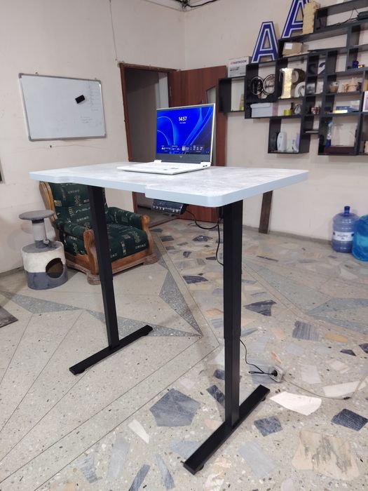 Компьютерный стол, электрический