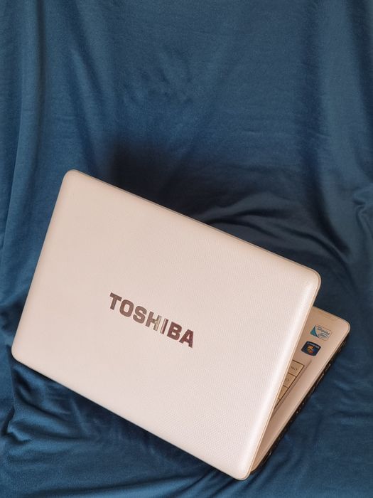корпус от ноутбука TOSHIBA U505 возможно использование как бутофория