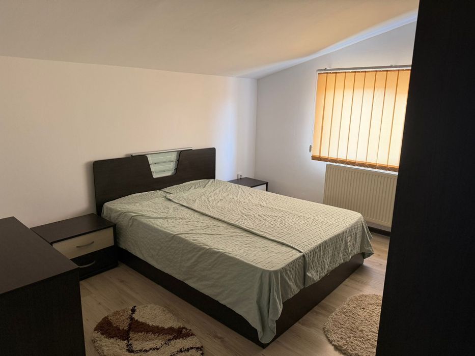Apartament de închiriat