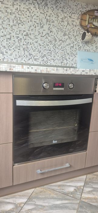 Продавам ъглова кухня