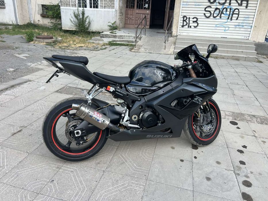 Продавам Suzuki GSXR 1000 K5