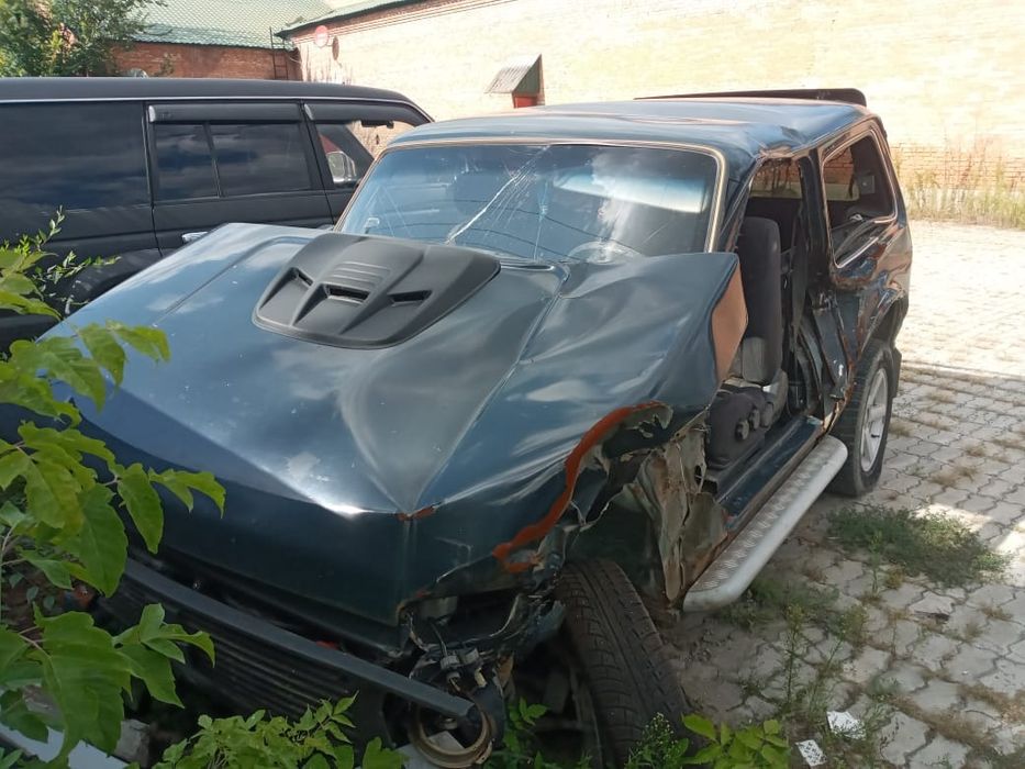 Нива 2121 синий свет продам