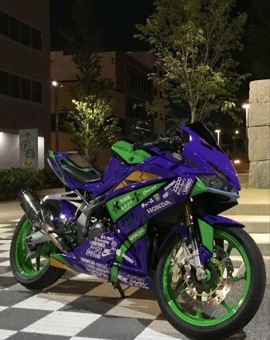 мотоцикл Honda CBR 250rr