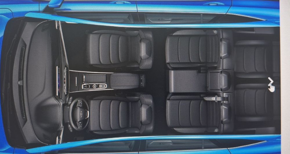 7 o'rindiqli (7 kishilik) JAC JS 8 avtomashinasi sotiladi