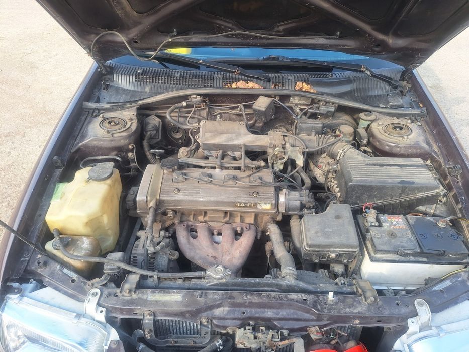 Продам тойоту карина е