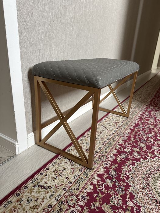 Банкетка для прихожки