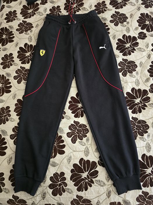 Долнище  Ferrari