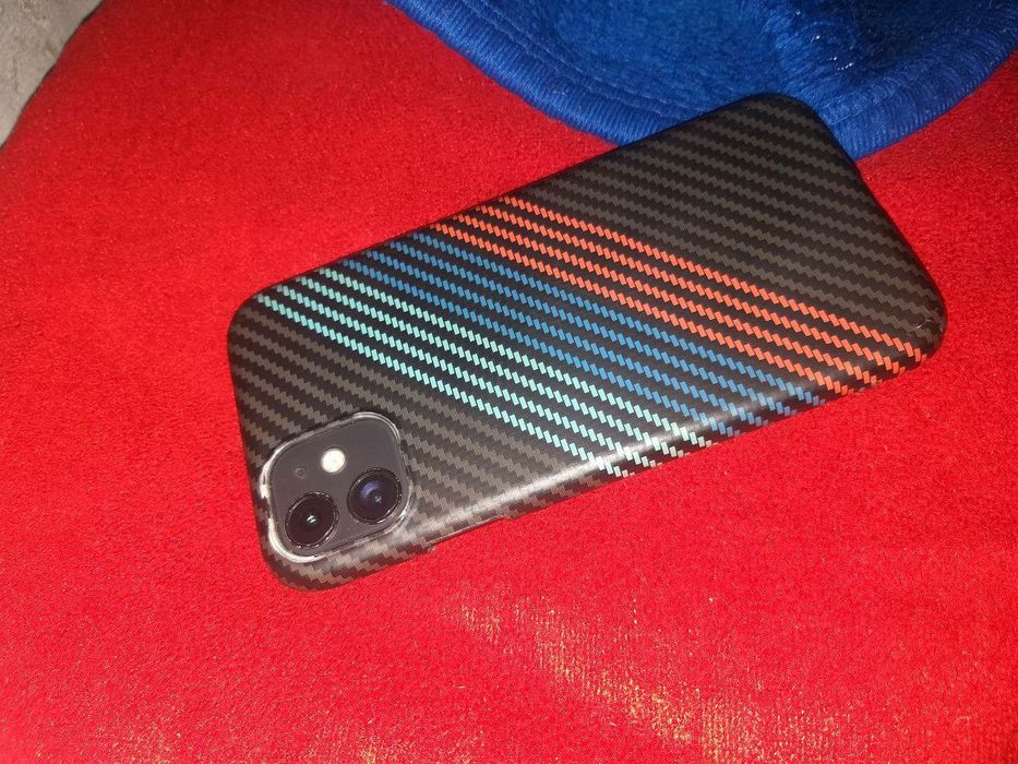 Iphone 11 в отличном состояний