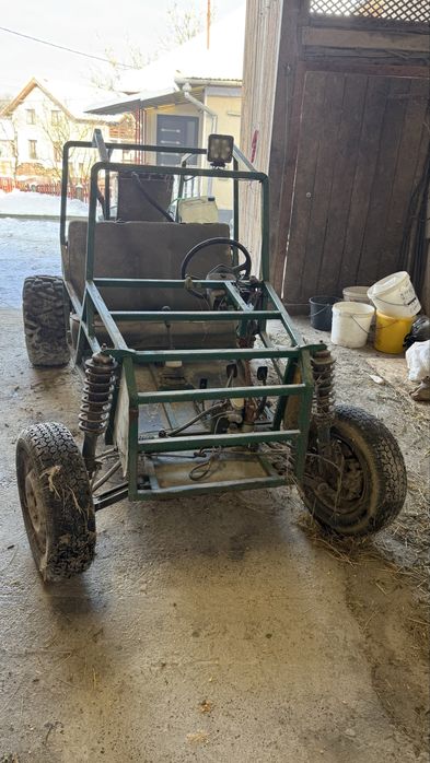 Vând buggy cu motor de tico