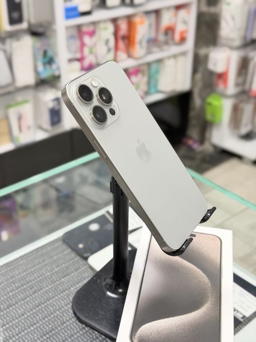 Apple iPhone 15 Pro Max 256GB Natural Titanium