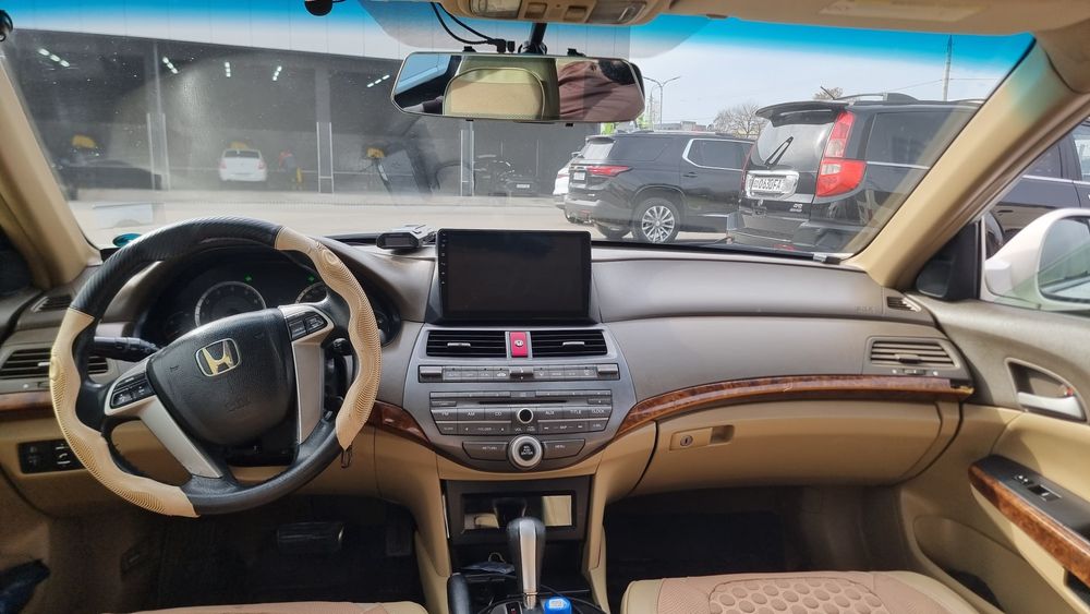 Honda accord своя 2008 год в идеальное состояние