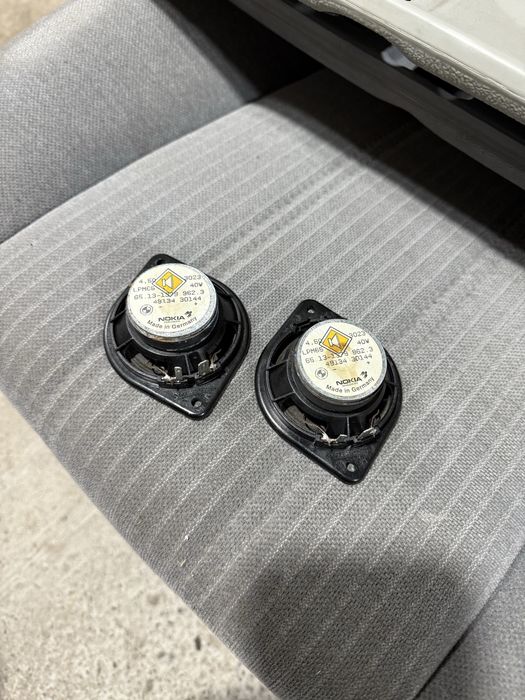 Динамики Hi-Fi в панель на BMW e34