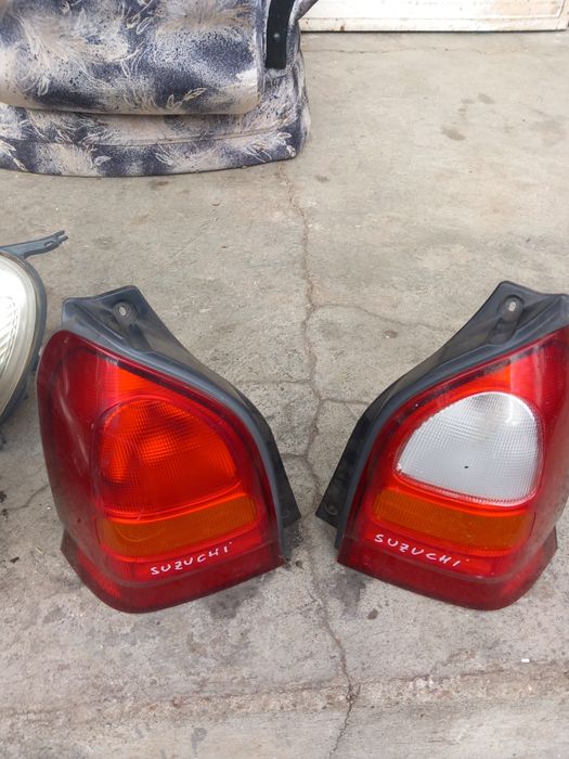 Стобове за suzuki auto от и две втора до 2005 година