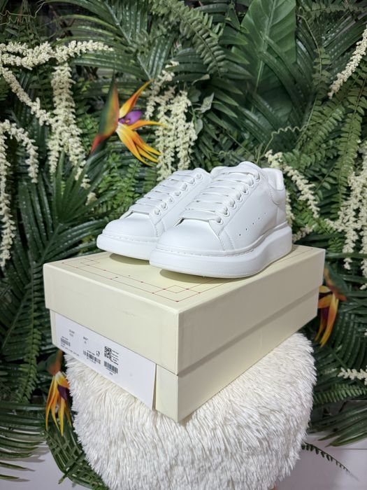 Alexander McQueen Oversized White