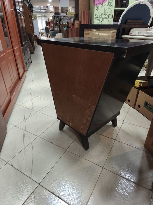 Рядък модел бюфет