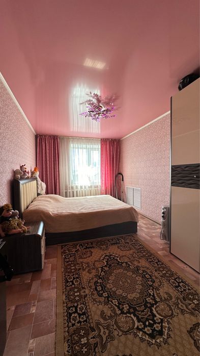 Продам 3 Достык Молл