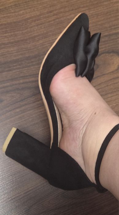 Pantofi cu toc, mărimea 36