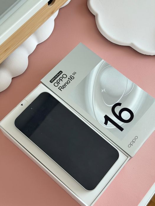 Vand telefon oppo reno 16 256 gb nou si oppo bubble