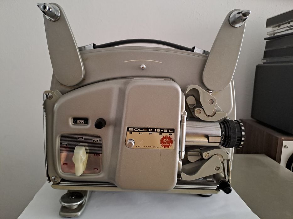 Colecție!!! Bolex Paillard- camera filmat si proiector film 8mm