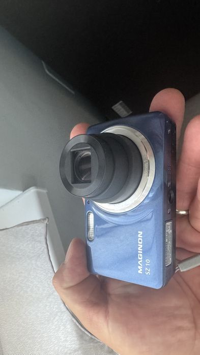 Aparat foto digital Maginon  , imprima data pe poza  10 xZoom optic