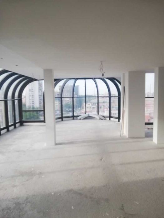 Продава се Многостаен апартамент в Пловдив, Кършияка - 400 кв.м за 1500 €/кв.м - Снимка #1