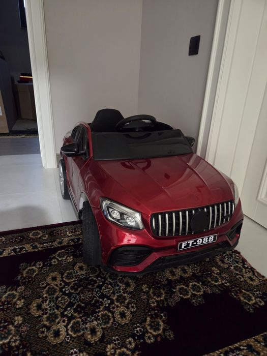 Машинка для детей 1-6 лет. Состояние хорошее.