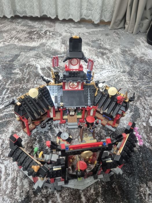 LEGO NINJAGO - Manastirea Spinjitzu 70670, 1070 piese