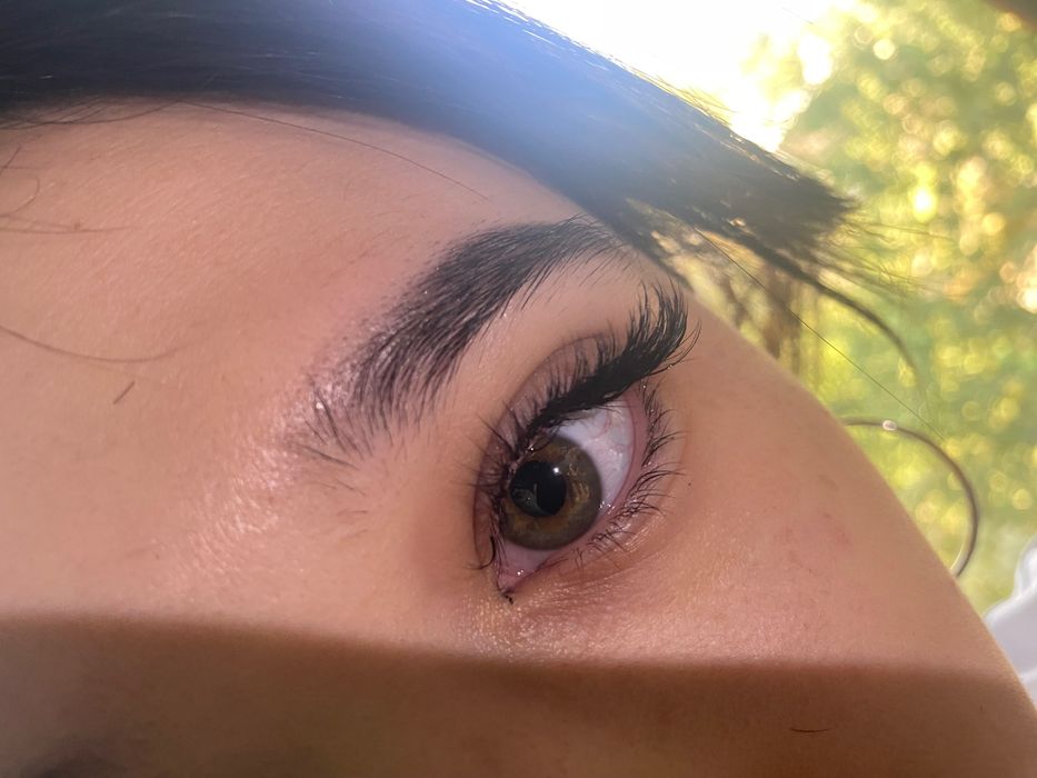 Наращивание и ламинирование ресниц + бровей Шугаринг+Депиляция Бикини