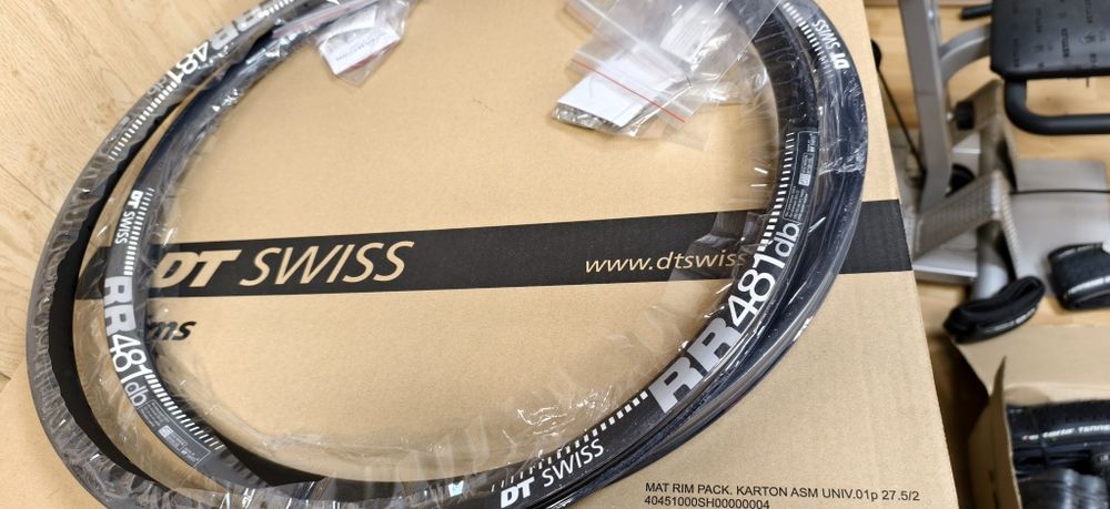 Шини DT Swiss M442,RR481,HX491,M582 27.5 цола 28 дупки