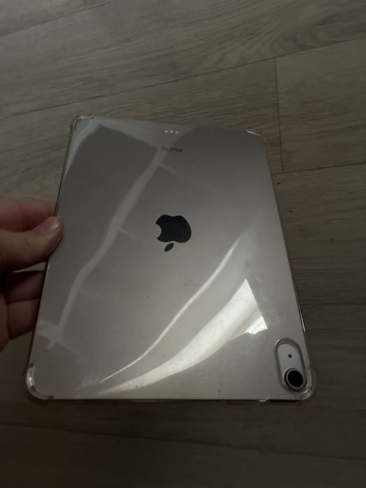 iPhone 16 и iPad air 2024