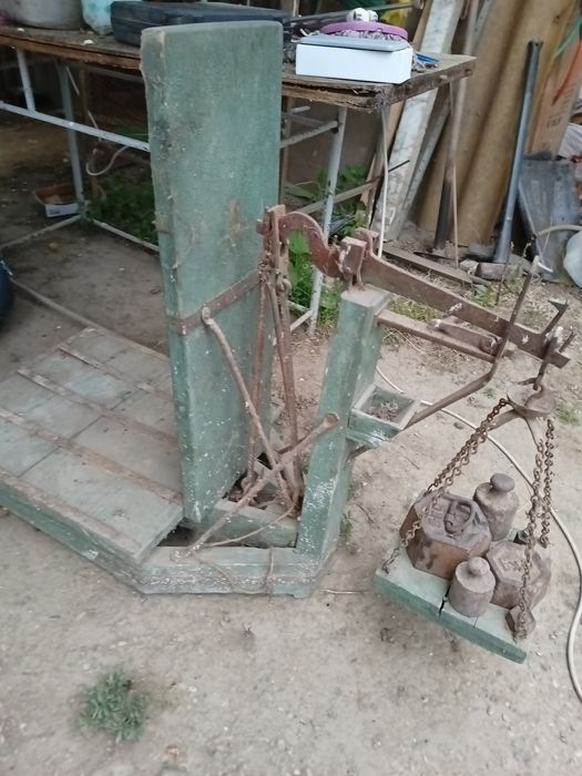 Cantar cu greutăți,de epocă, vechi