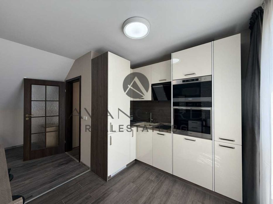Продава се Тристаен апартамент в Пловдив, Кършияка - 86 кв.м за 985 €/кв.м - Снимка #8