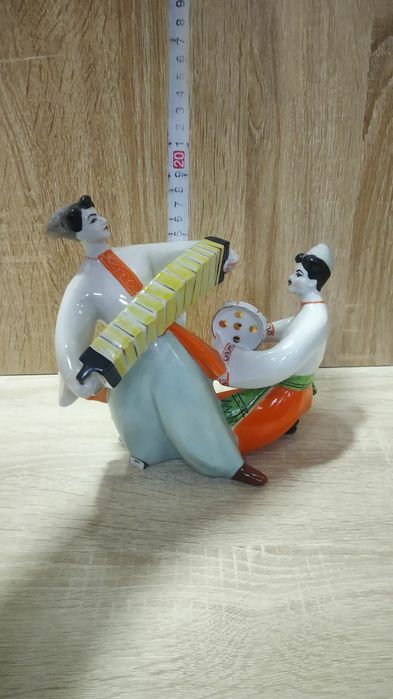 Продам разные статуэтки