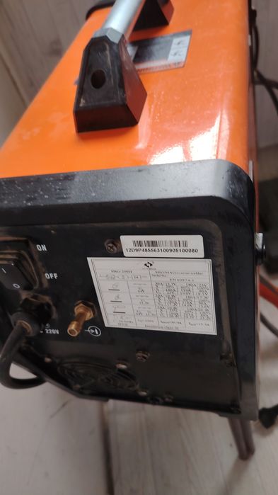 Сварочный  аппарат продам срочно