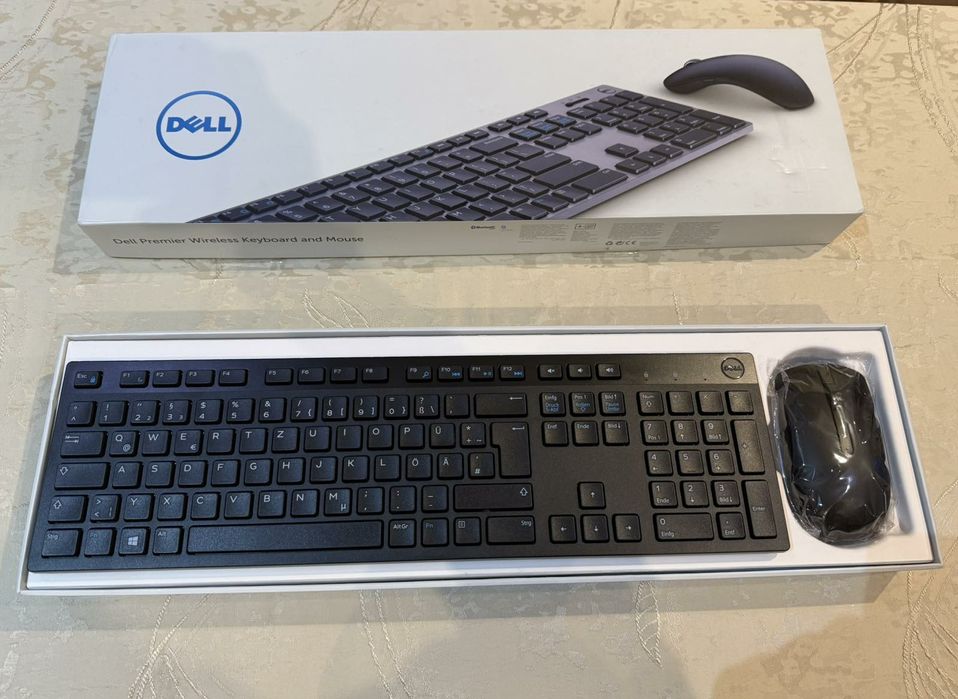 Клавиатура DELL +безжична мишка