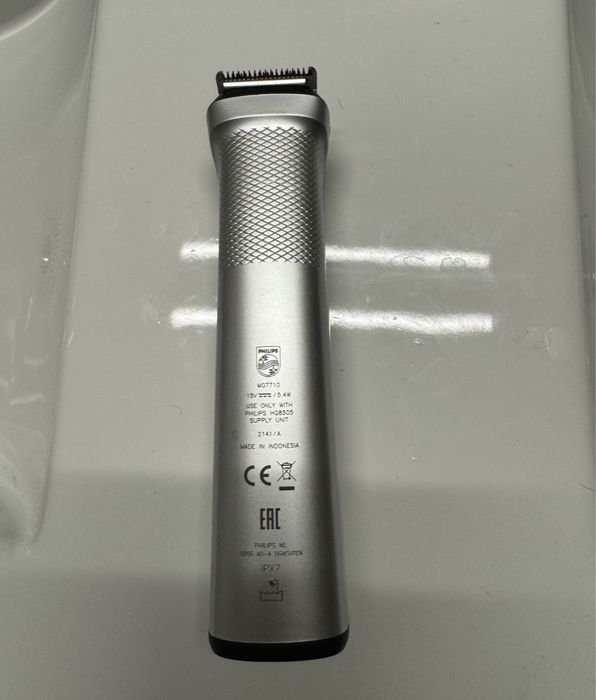 Masina de tuns/barberit pentru piese