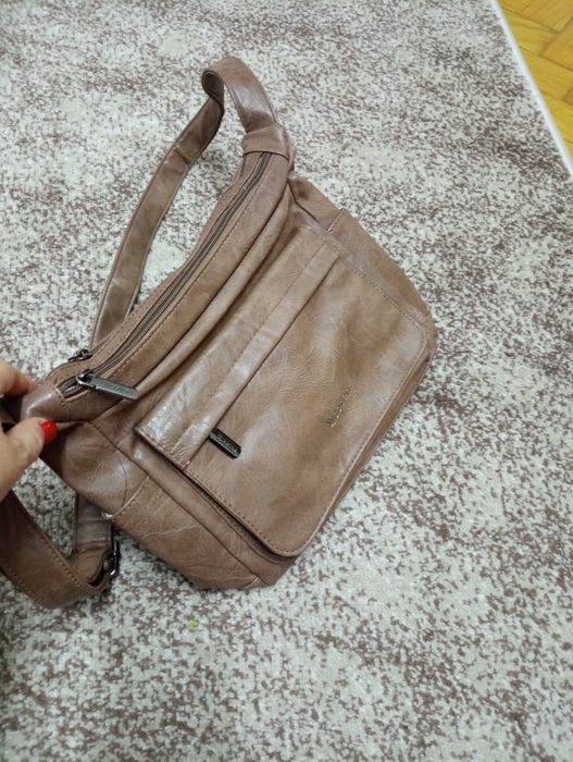 Geanta Coveri în stare foarte bună