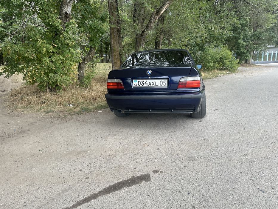 BMW e36 coupe 1993 года