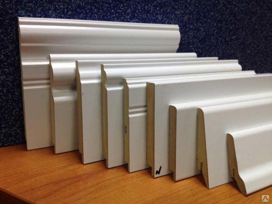 Установка плинтусов