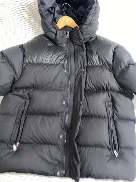 Яке на Tommy Hilfiger