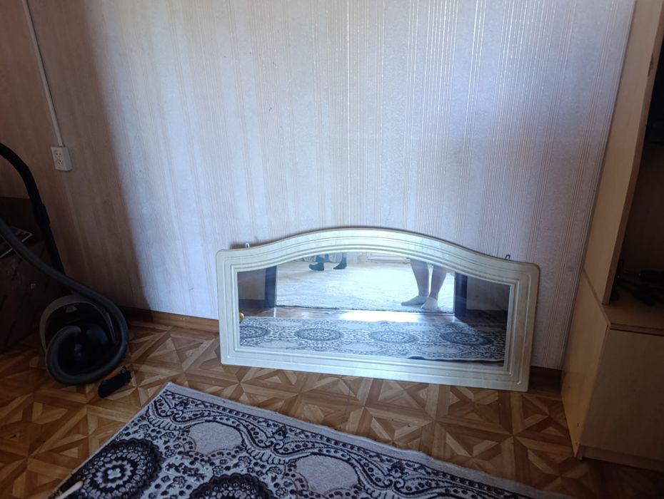 Продаётся зеркало
