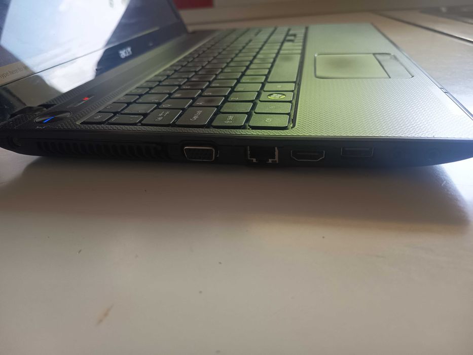 Laptop Acer aspire 5742