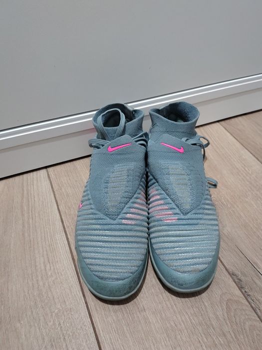 Сороконожки Nike Phantom, размер 36