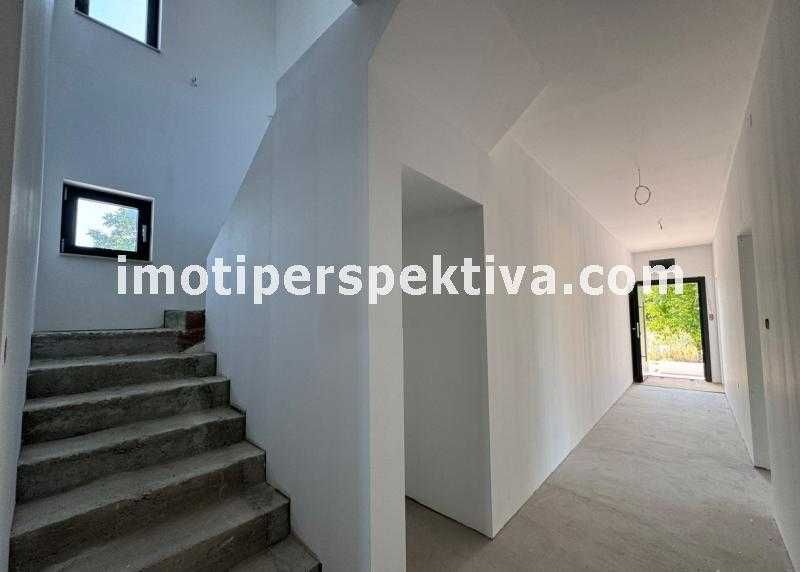 реф.12349 Нова, самостоятелна двуетажна къща, Остромила!