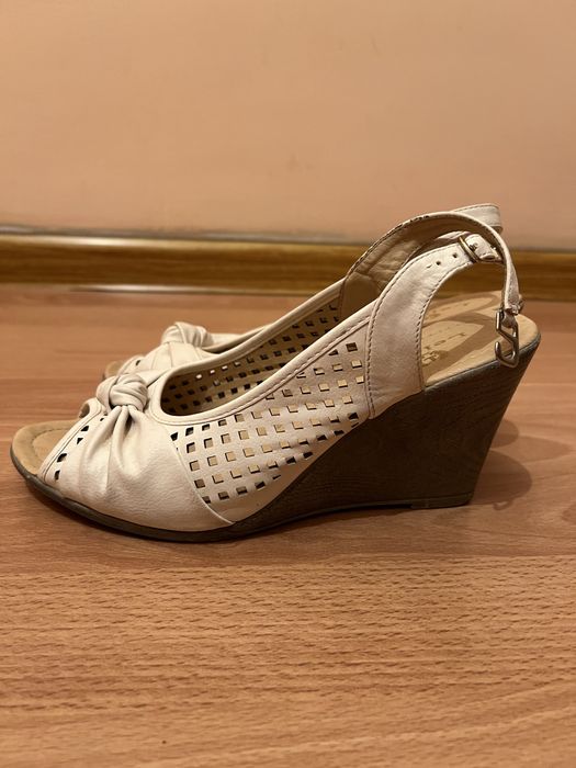 Туфли,босоножки,тапочки