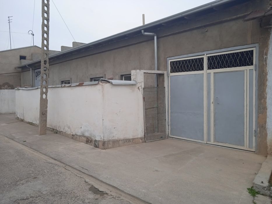 6 sutuqli uy sotiladi